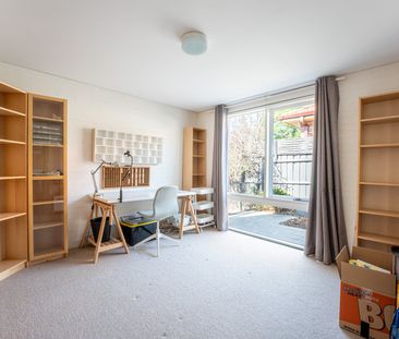 13 Thomson Street, Essendon VIC 3040 - Photo 4
