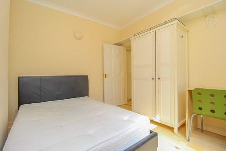 3 bedroom house share to rent - Photo 2