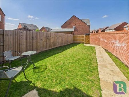Evans Orchard, Bedford, MK43 - Photo 2
