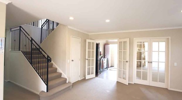 Super size home! - Photo 1