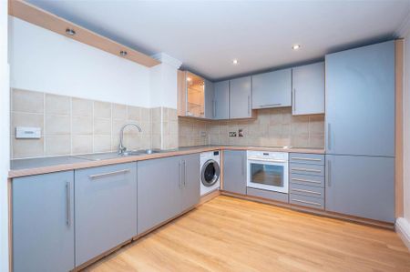 2 bedroom apartment to rent - Photo 5