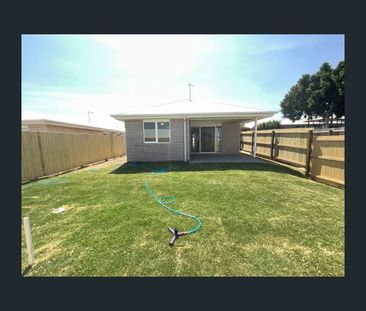 23 Lilly Pilly Ct, Yamanto, Qld 4305 - Photo 1