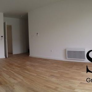 T3 AVEC PARKING - Photo 1