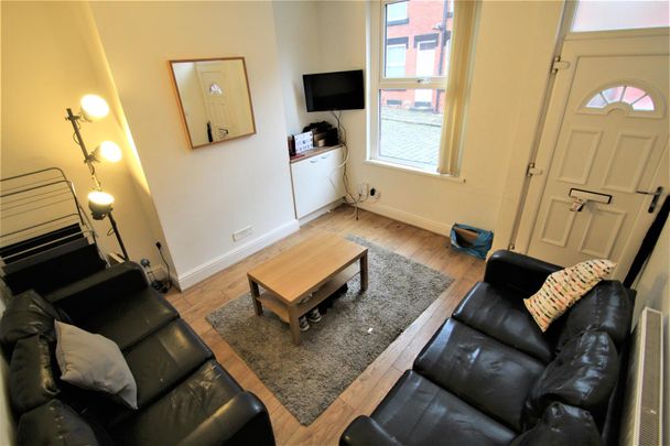 Beamsley Grove, Hyde Park, Leeds, LS6 1LA - Photo 1