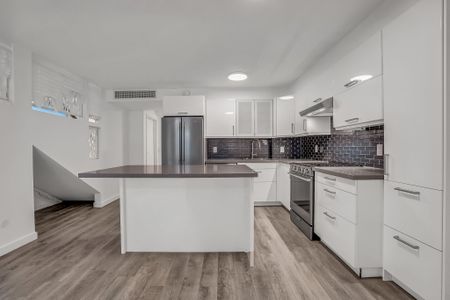 For Lease - 439 Winona Drive Unit# A, Toronto, Ontario - Photo 4