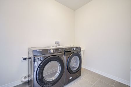 For Lease - 3045 Sandy Acres, Severn, Ontario - Photo 4