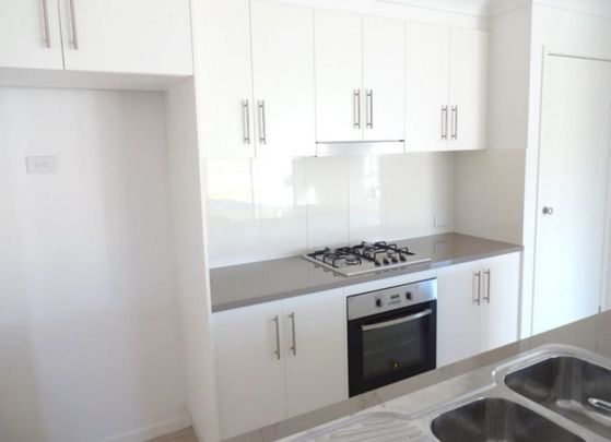 8 Sandlewood Drive, Glenvale - Photo 1