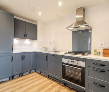 2 bedroom flat to rent - Photo 4