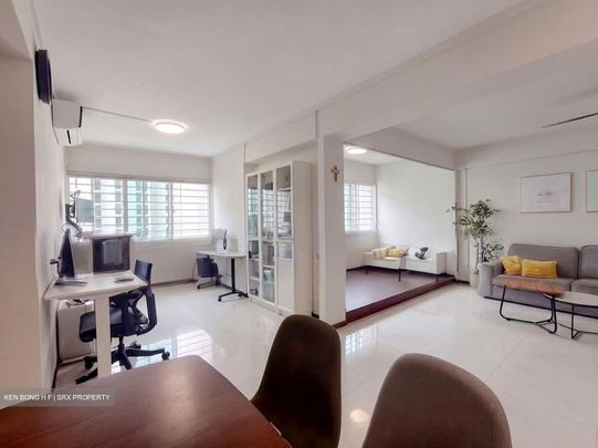 Blk 152 Gangsa Road (Bukit Panjang), HDB 5 Rooms - For Rent - Photo 1