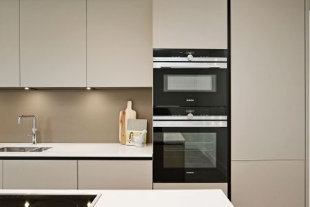 3 bedroom Apartment to rent - Photo 4