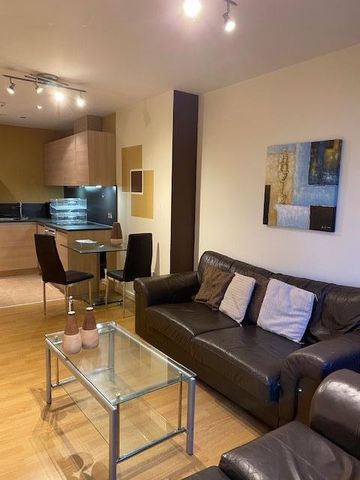 2 Bed Flat, St. Martins Gate, B2 - Photo 2