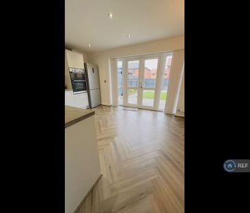 1 bedroom in a house share to rent - Photo 3