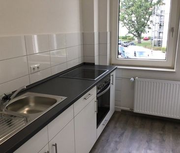 Komplett renovierte 2,5-Zimmer-Wohnung mit Balkon - Photo 4