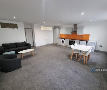 2 bedroom flat to rent - Photo 1