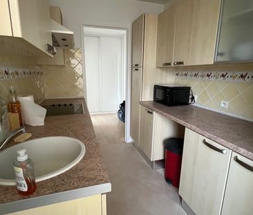 Location Appartement 2 pièces 50m² VENCE 06140 - Photo 3