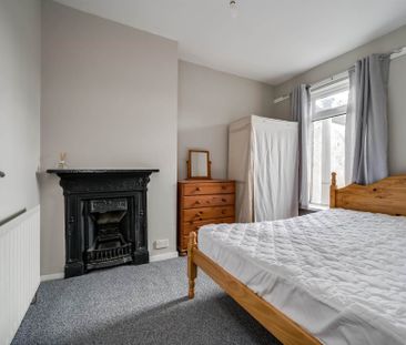 214 Donegall Avenue, BELFAST, BT12 6LY - Photo 4