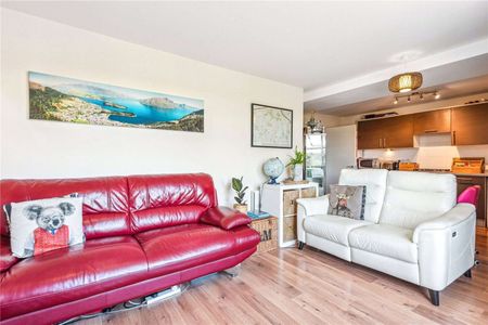 Eltringham Street, London, SW18 1AU - Photo 2