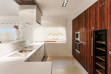 TRIPLEX 5 CAMERE LIFT INTERIOR COMPLEX REZIDENTIAL ZONA HERASTRAU NORDULUI de inchiriat Herastrau, Bucuresti - Photo 4