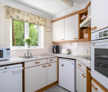 1 Bedroom Apartment, Saddlers Court – Epsom - Photo 4