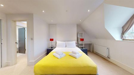 4 bedroom terraced house to rent - Photo 4