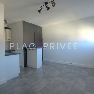 Appartement avec parking - Photo 2