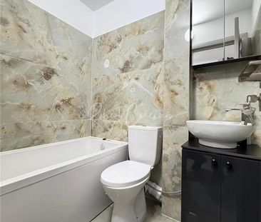 GARSONIERE DE INCHIRIAT - Fotografie 3