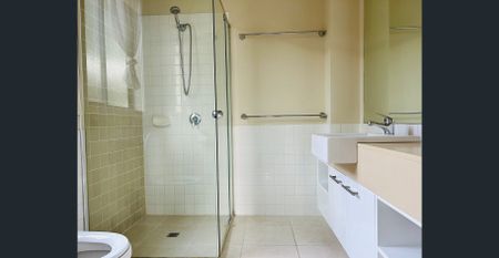 Family Home In Prime Location - Photo 5