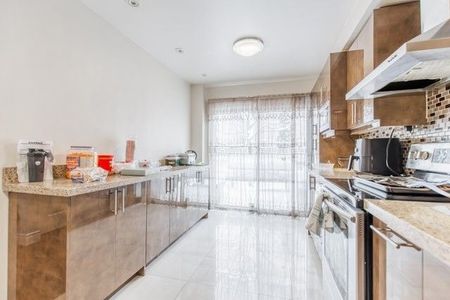 For Lease - 833 Scollard Court Unit# 81, Mississauga, Ontario - Photo 5