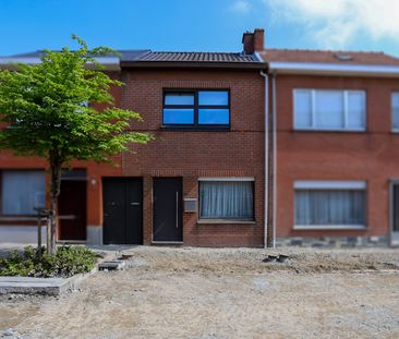 Leuke rijwoning met zij-ingang naar grote tuin - Photo 2