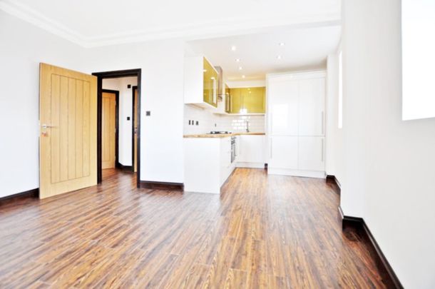 1 Bed Flat, Mare Street, E8 - Photo 1