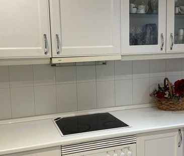 2 bedroom luxury Apartment for rent in Puerto Banus, Andalusia - Photo 4