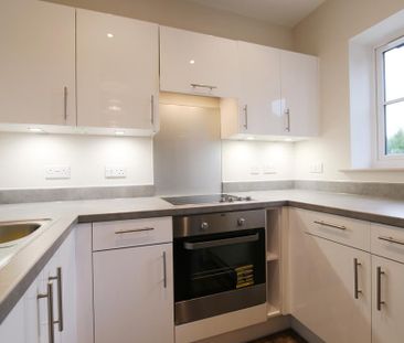 2 bedroom flat to rent - Photo 3
