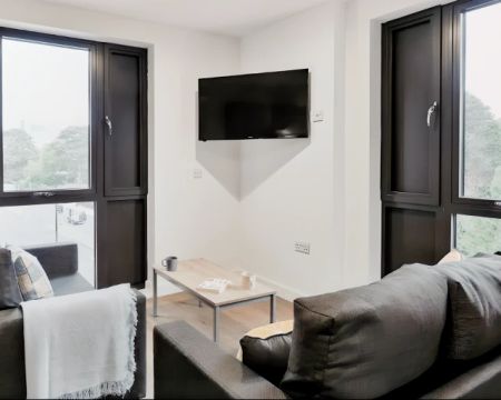 Deluxe Ensuite - Photo 2