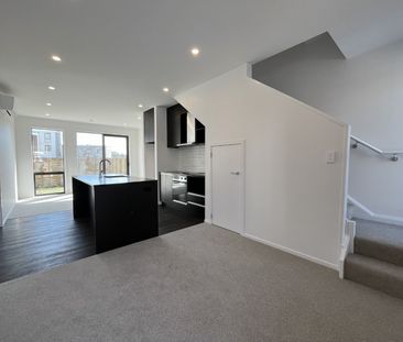 BRAND NEW - KAPITI TOWNHOUSE - Photo 1