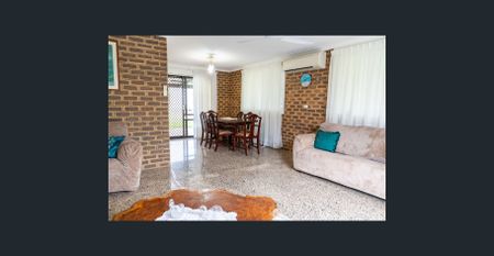 Family Friendly Retreat - Photo 2