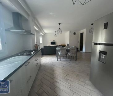 Appartement à louer 4 pièces 73.11m² - Photo 2