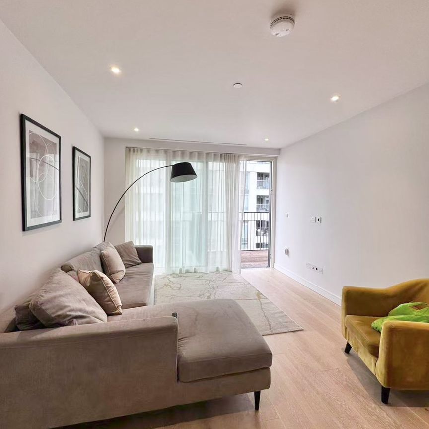 Lockgate Road, London - Photo 1