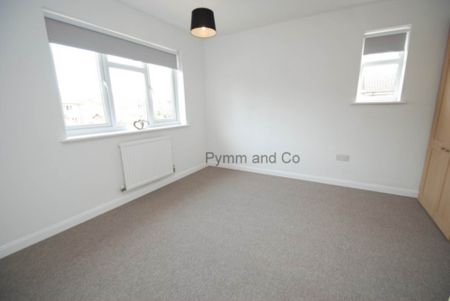 Radcliffe Road, Drayton - Photo 4