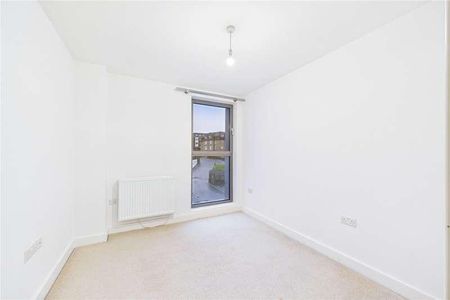 Cromwell Road, Redhill, Surrey, RH1 - Photo 5