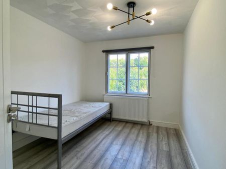 9 bedroom detached house to rent - Photo 4