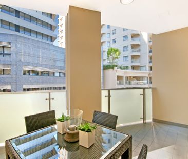 706/8 Glen Street, Milsons Point - Photo 5