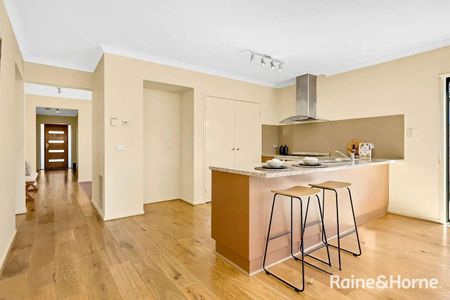 Stop Scrolling - Photo 5