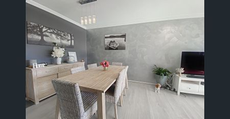 NORTH FACING, LIGHT FILLED APARTMENT - Photo 5