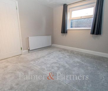 2 bedroom maisonette to rent - Photo 4