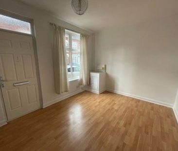 Guilford Street, Leicester - Photo 2