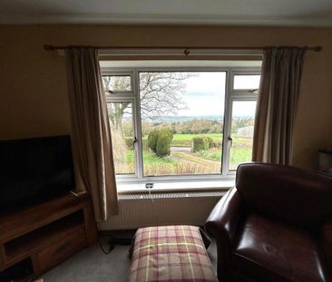 2 bedroom bungalow to rent - Photo 2