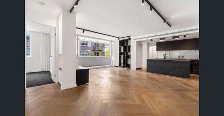 Modern High Spec Beachside Apartment with Secure Parking - Photo 2