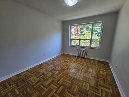 For Lease - 20 Cosburn Avenue Unit# 207, Toronto, Ontario - Photo 5