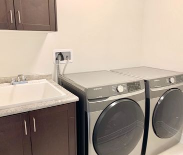 For Lease - 10 Oakmore Lane, Brampton, Ontario - Photo 4