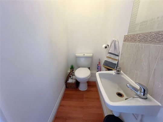 2 bedroom terraced house to rent - Photo 1